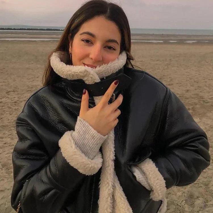Jaqueta de Couro Adriana Feminina - FemmeBelle