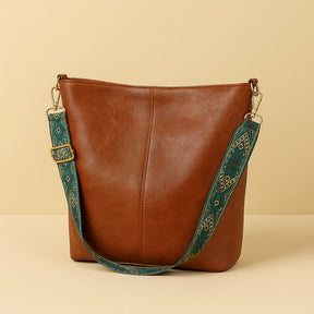 Bolsa Tiracolo de Couro Carmesim Feminina - FemmeBelle