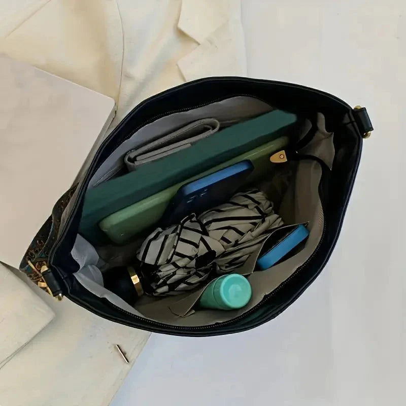 Bolsa Tiracolo de Couro Carmesim Feminina - FemmeBelle